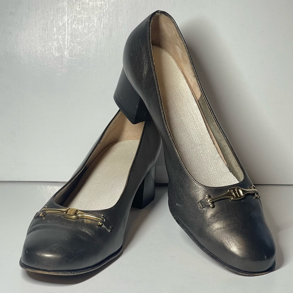 SALVATORE FERRAGAMO Boutique Block Heels with Gold Accent Size 8.5